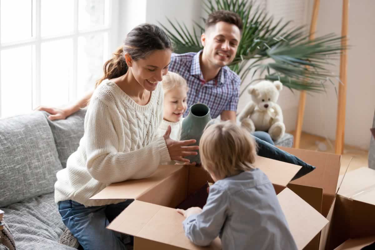 Tips to Living Peacefully With Your Family in an Apartment