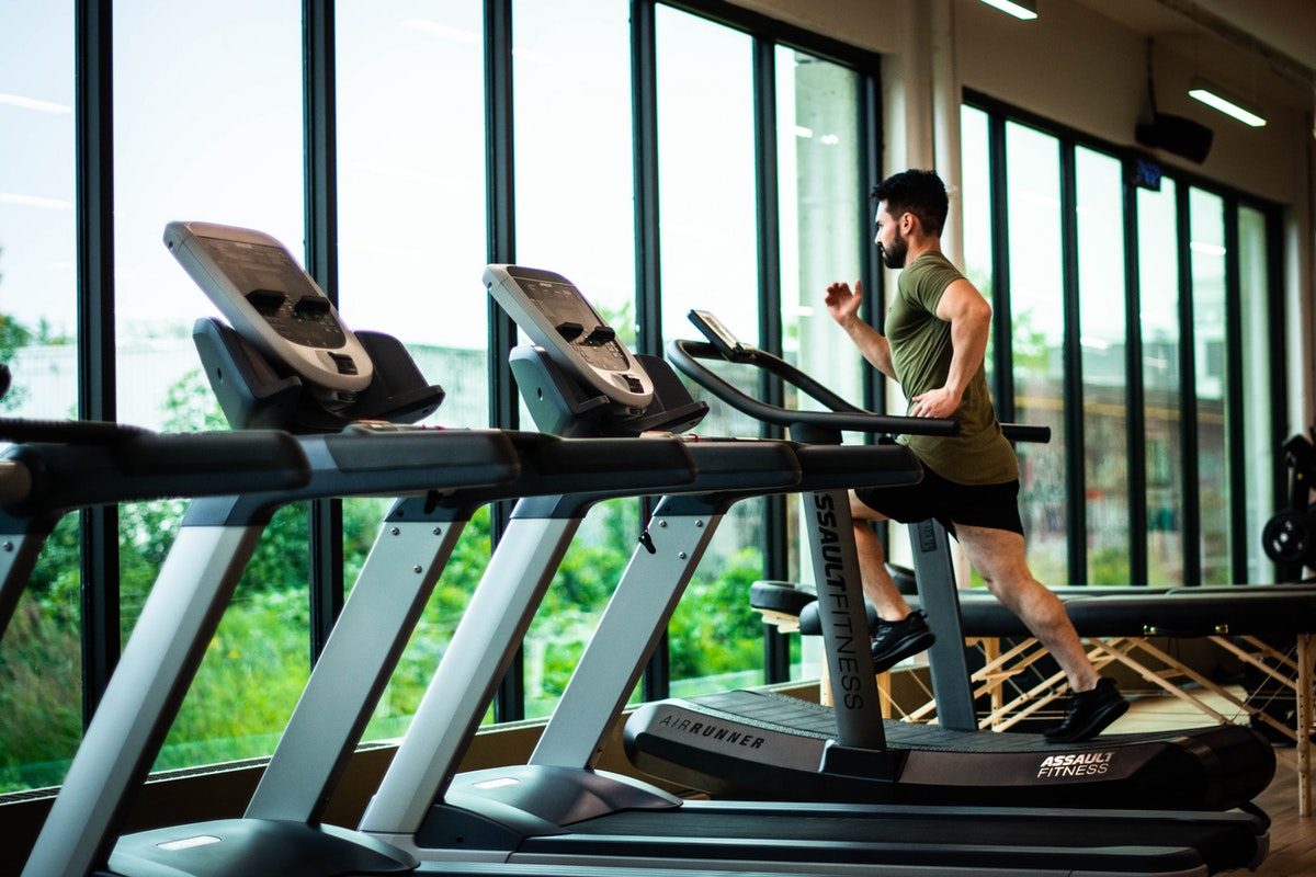 Five Etiquette Tips for Your Apartment Fitness Center