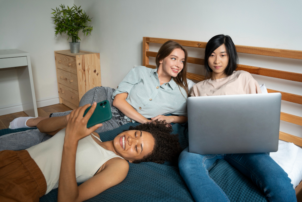 Tips for Living Harmoniously With Roommates